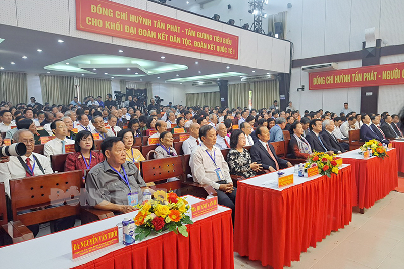 Đại biểu tham dự lễ kỷ niệm. Ảnh: Hữu Hiệp