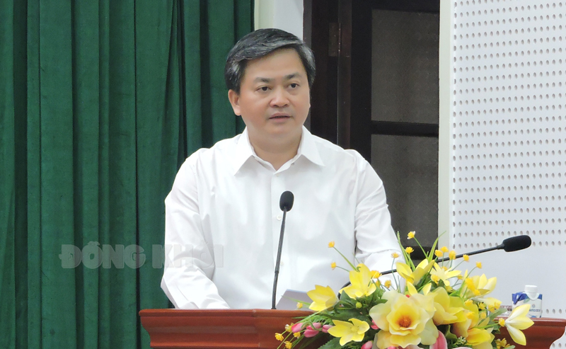 Lãnh đạo tỉnh đối thoại cán bộ Mặt trận Tổ quốc Việt Nam các cấp Ủy viên Trung ương Đảng - Bí thư Tỉnh ủy Lê Đức Thọ phát biểu kết luận tại buổi đối thoại.