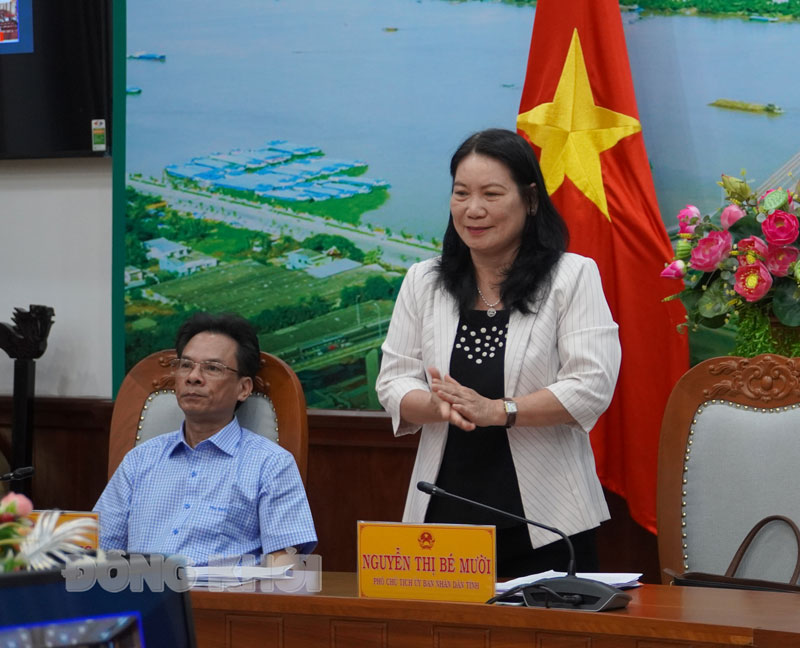 Phó chủ tịch UBND tỉnh Nguyễn Thị Bé Mười tham dự và chủ trì tại điểm cầu tỉnh