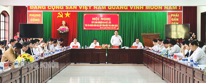 Hội nghị rút kinh nghiệm về án hủy, sửa năm 2022 Quang cảnh hội nghị tổ chức rút kinh nghiệm án bị hủy, sửa năm 2022.