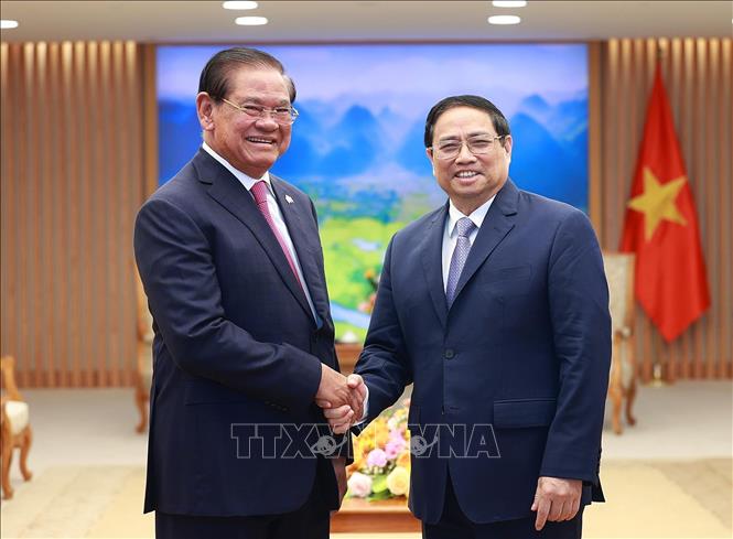 Thủ tướng Phạm Minh Chính tiếp Phó Thủ tướng, Bộ trưởng Bộ Nội vụ Campuchia Thủ tướng Phạm Minh Chính tiếp Phó Thủ tướng, Bộ trưởng Bộ Nội vụ Campuchia Samdech Krolahom Sar Kheng. Ảnh: Dương Giang/TTXVN
