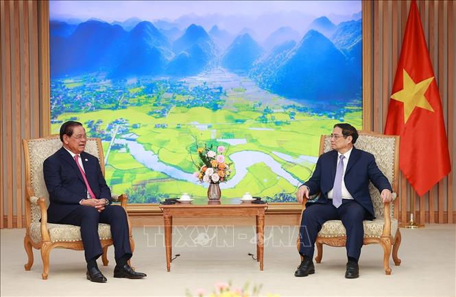 Thủ tướng Phạm Minh Chính tiếp Phó Thủ tướng, Bộ trưởng Bộ Nội vụ Campuchia Thủ tướng Phạm Minh Chính tiếp Phó Thủ tướng, Bộ trưởng Bộ Nội vụ Campuchia Samdech Krolahom Sar Kheng. Ảnh: Dương Giang/TTXVN