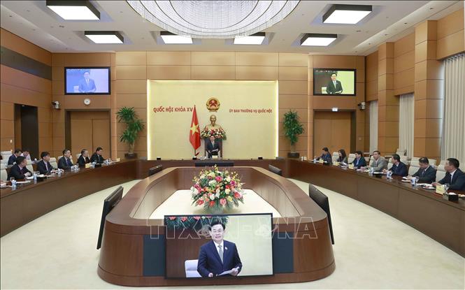 Chủ tịch Quốc hội tiếp Trưởng các Cơ quan đại diện ngoại giao Việt Nam ở nước ngoài Chủ tịch Quốc hội Vương Đình Huệ phát biểu. Ảnh: Doãn Tấn/TTXVN