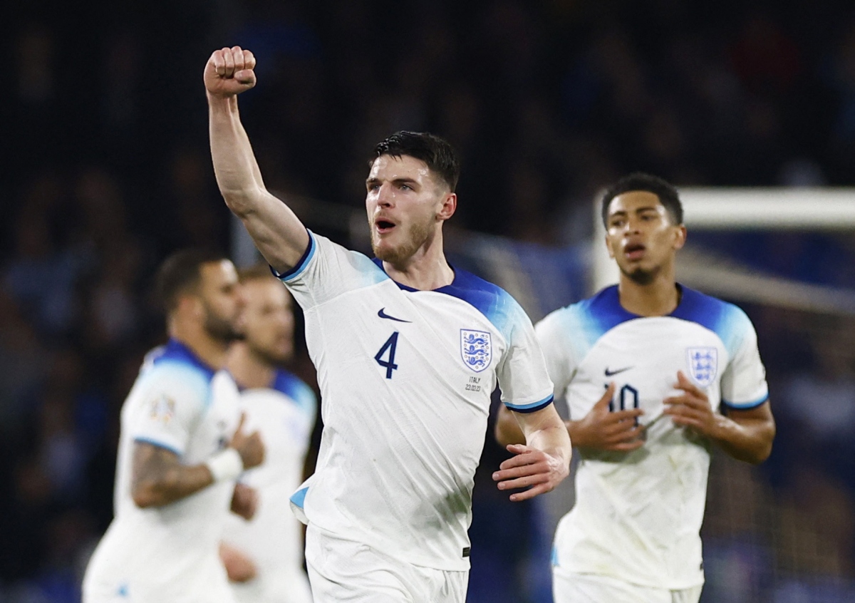 Declan Rice mở tỉ số cho Anh. Ảnh: Reuters