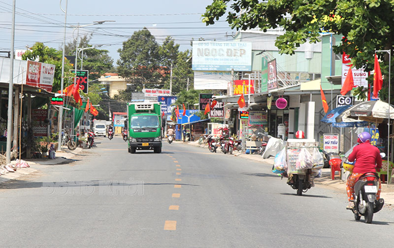 Đường nội ô thị trấn Tiên Thủy hôm nay.