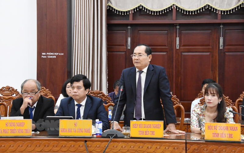Tọa đàm với Tổng Lãnh sự quán Trung Quốc tại TP. Hồ Chí Minh và các doanh nghiệp Trung Quốc Chủ tịch Hiệp hội Doanh nghiệp tỉnh Trần Văn Đức mong muốn Trung Quốc khơi thông các rào cản, tạo điều kiện thuận lợi cho Bến Tre xuất khẩu dừa và các mặt hàng nông sản khác.