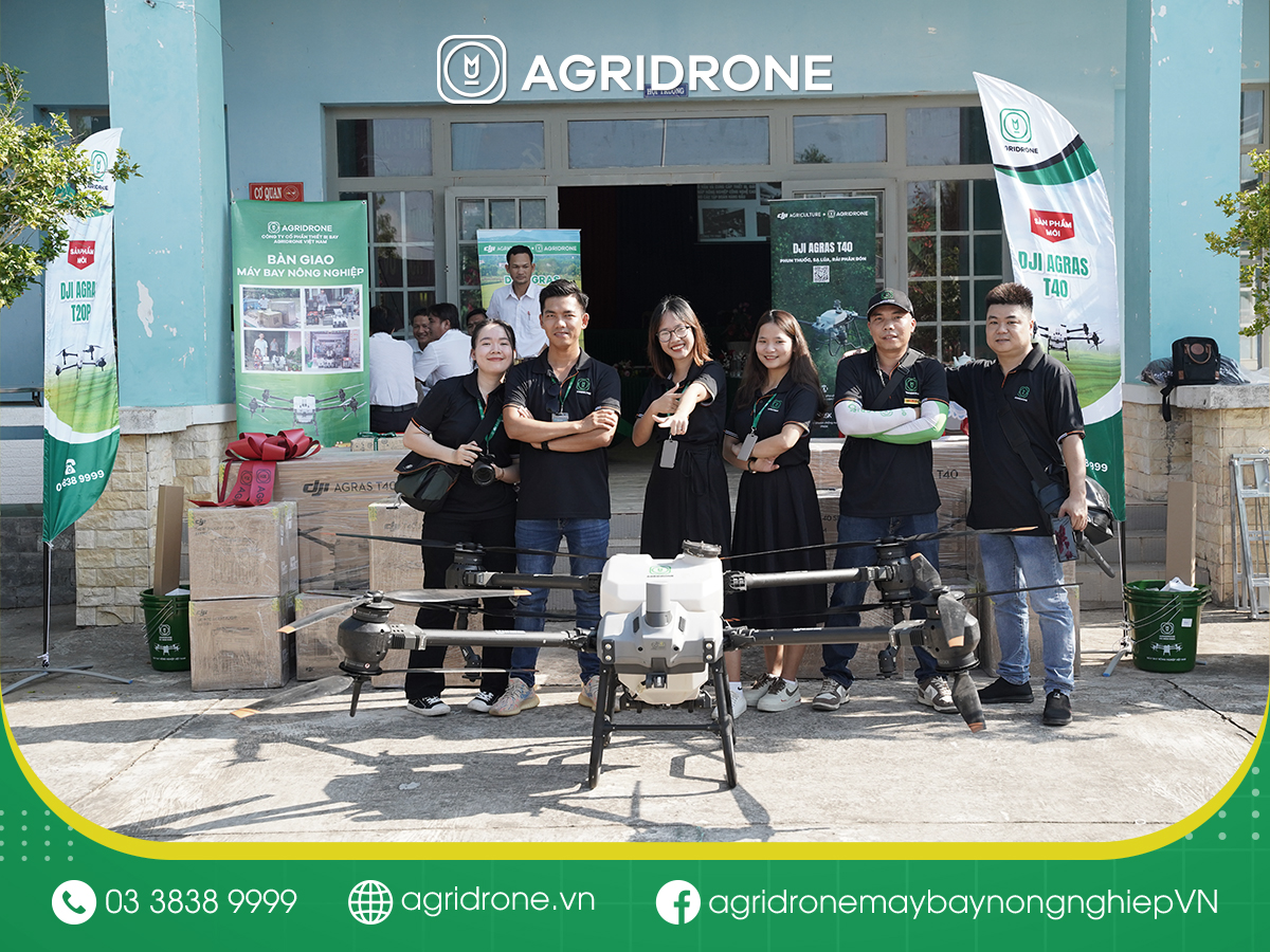 Mua máy bay phun thuốc trừ sâu tại AgriDrone có uy tín không?