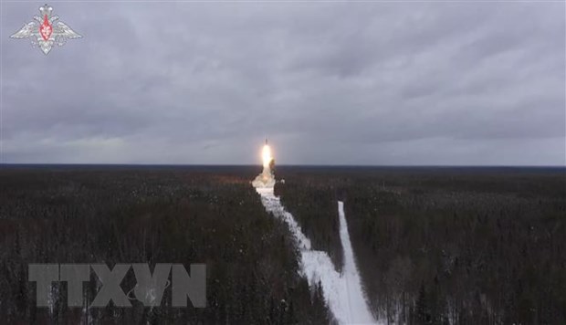 Tên lửa liên lục địa Yars của Nga được phóng thử trong cuộc tập trận Grom-2022 tại một địa điểm không xác định ở Nga, ngày 19-2-2022. (Ảnh: AFP/TTXVN)