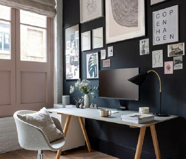 Cách trang trí bàn học đơn giản, gọn gàng, đẹp mắt Khung ảnh, tranh vẽ trang trí góc học tập