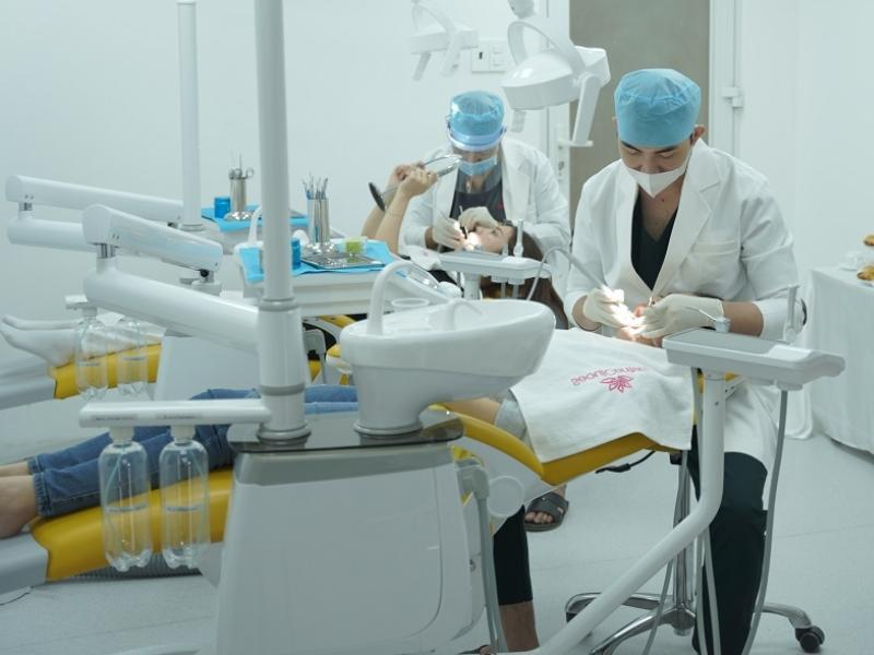 Những ưu điểm vượt trội của niềng răng trong suốt invisalign