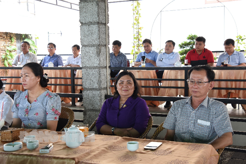 Phó bí thư Thường trực Tỉnh ủy - Chủ tịch HĐND tỉnh Hồ Thị Hoàng Yến tham dự.