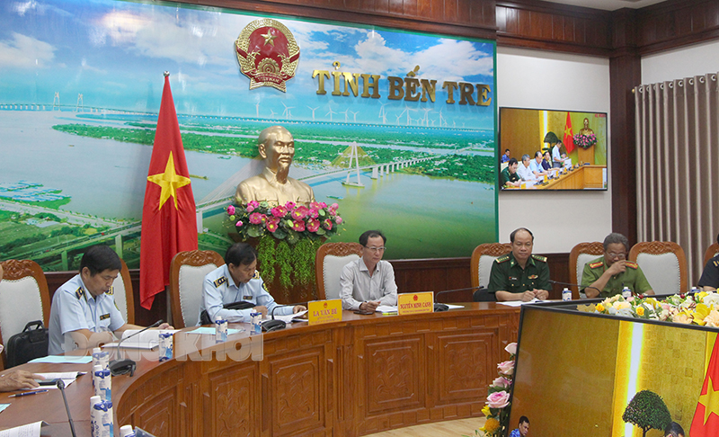 Phó chủ tịch UBND tỉnh Nguyễn Minh Cảnh -  Trưởng BCĐ 389 tỉnh chủ trì điểm cầu tỉnh Bến Tre tham dự hội nghị.