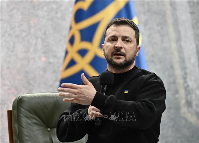 Tổng thống Ukraine Volodymyr Zelensky phát biểu tại cuộc họp báo ở Kiev. Ảnh (tư liệu): AFP/TTXVN