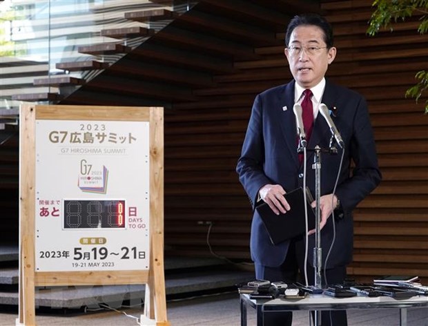 Thủ tướng Nhật Bản Fumio Kishida phát biểu với báo giới tại Tokyo ngày 18-5. (Ảnh: Kyodo/TTXVN)