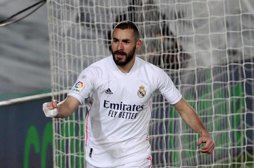 Benzema được thuyết phục ở lại Real (Ảnh: Internet)