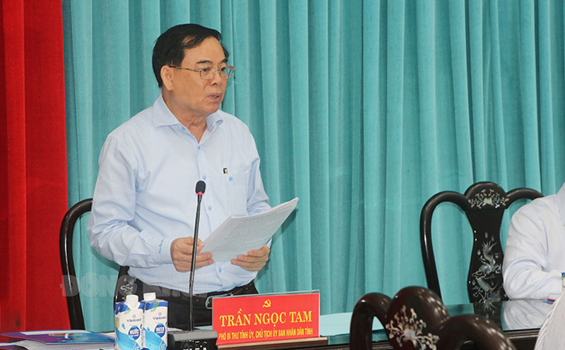 Chủ tịch UBND tỉnh, Phó Trưởng ban Thường trực Ban Chỉ đạo 805 Trần Ngọc Tam phát biểu tại buổi làm việc.
