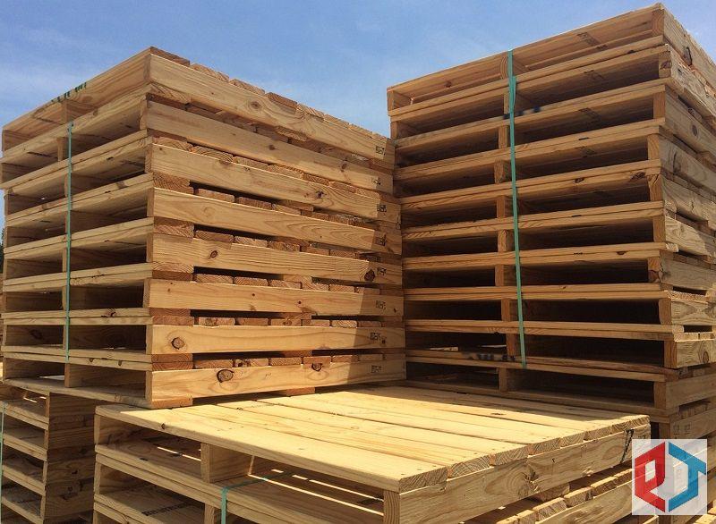 Phú Trang - Chuyên mua bán Pallet gỗ thông uy tín