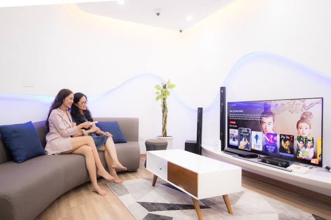 Khách hàng của VNPT được ưu đãi sử dụng gói Home Combo đặc biệt, tích hợp các dịch vụ: wifi tốc độ cao, truyền hình 4K và d động (Data 4G/5G). Ảnh: VNPT.