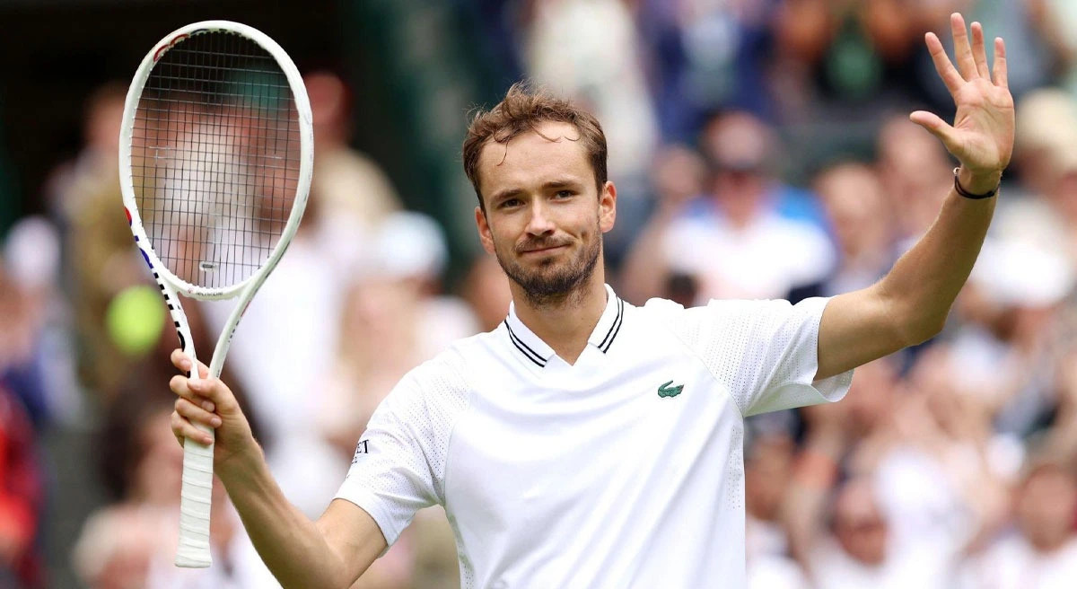 Cựu vô địch US Open 2021 ghi danh vào bán kết Wimbledon 2023