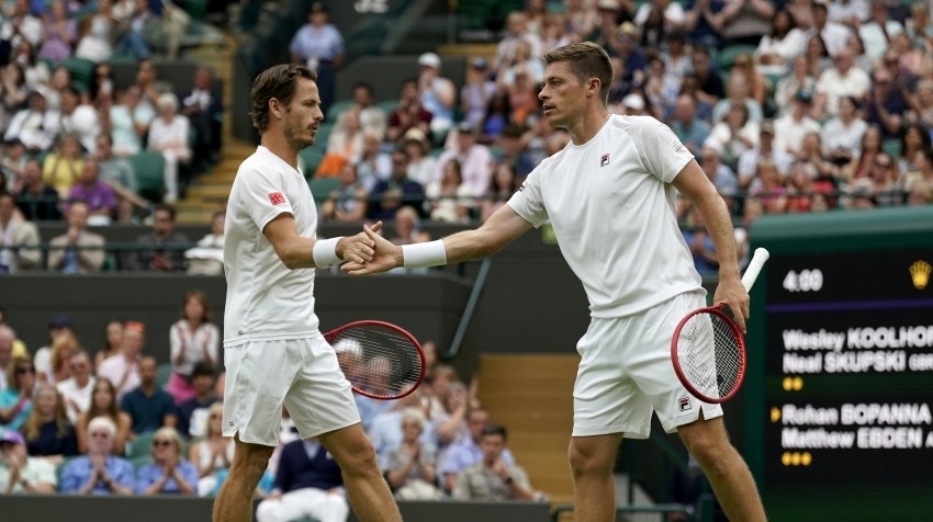 Neal Skupski và Wesley Koolhof nắm tay nhau vào trận chung kết lịch sử tại Wimbledon 2023