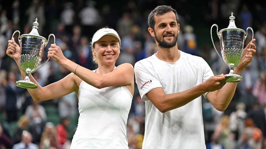 Liudmila Kichenok (trái) và Mate Pavic (phải) giành chức vô địch đôi nam nữ giải quần vợt Wimbledon 2023