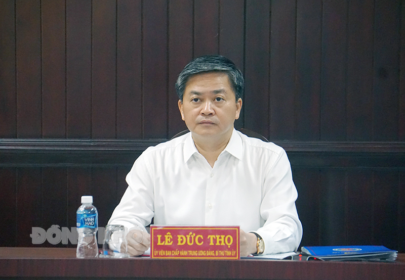 Ủy viên Trung ương Đảng - Bí thư Tỉnh ủy Lê Đức Thọ tham dự tại điểm cầu Bến Tre.