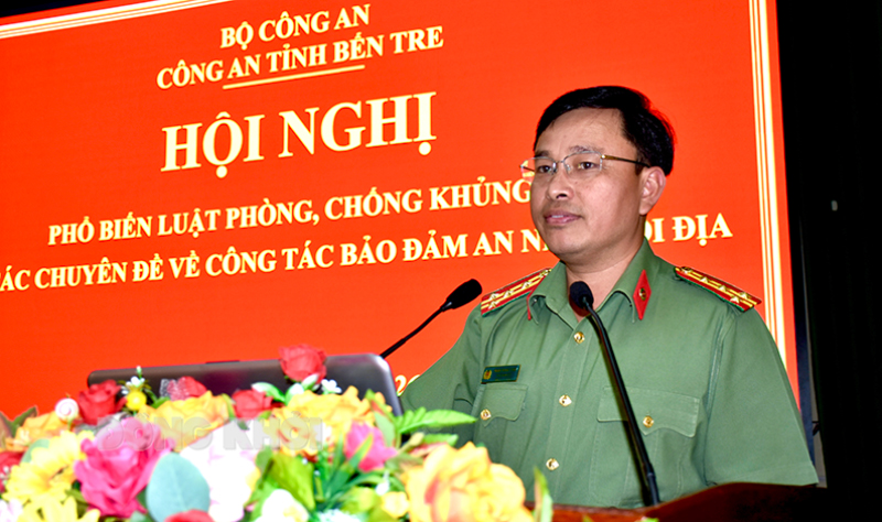 Đại tá Phạm Thanh Tùng, Phó giám đốc Công an tỉnh phát biểu chỉ đạo hội nghị.