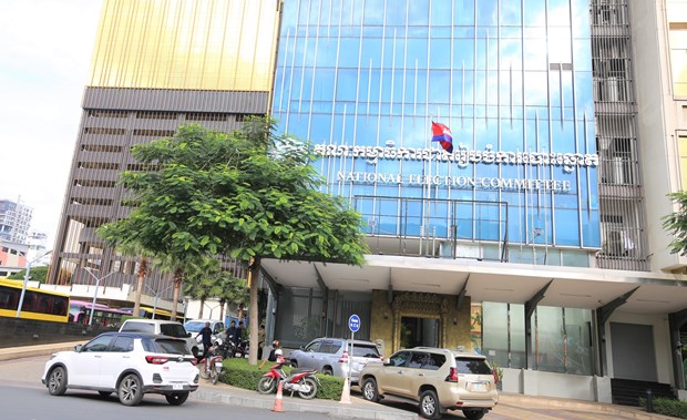 Đảng cầm quyền giành 120/125 ghế Quốc hội Campuchia khóa mới Trụ sở Ủy ban Bầu cử quốc gia Campuchia. Ảnh: Hoàng Minh/TTXVN