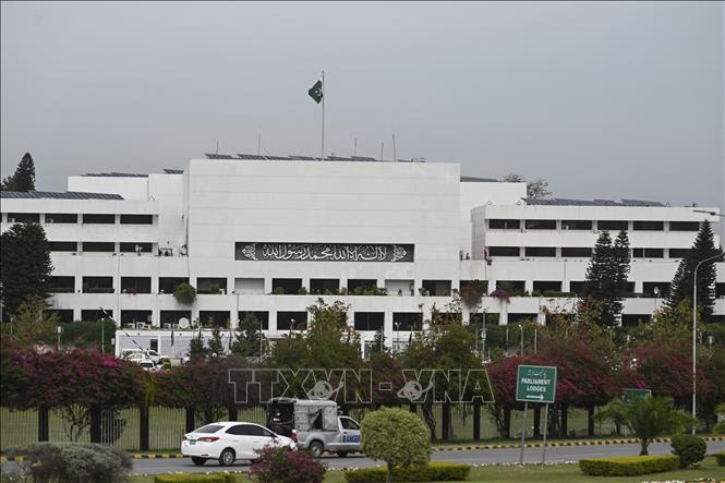 Quốc hội Pakistan sẽ giải tán, mở đường cho bầu cử Tòa nhà Quốc hội Pakistan ở Islamabad. Ảnh: AFP/TTXVN