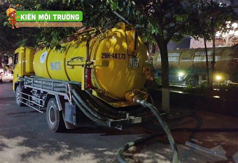 Kiến Môi Trường bật mí 5+ chiêu trò lừa đảo hút bể phốt