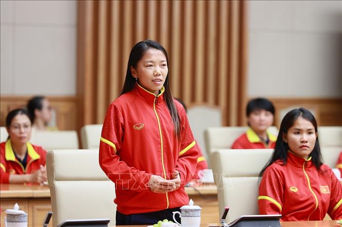 Tiền đạo Huỳnh Như, Đội trưởng Đội tuyển bóng đá nữ quốc gia Việt Nam phát biểu. Ảnh: Dương Giang/TTXVN