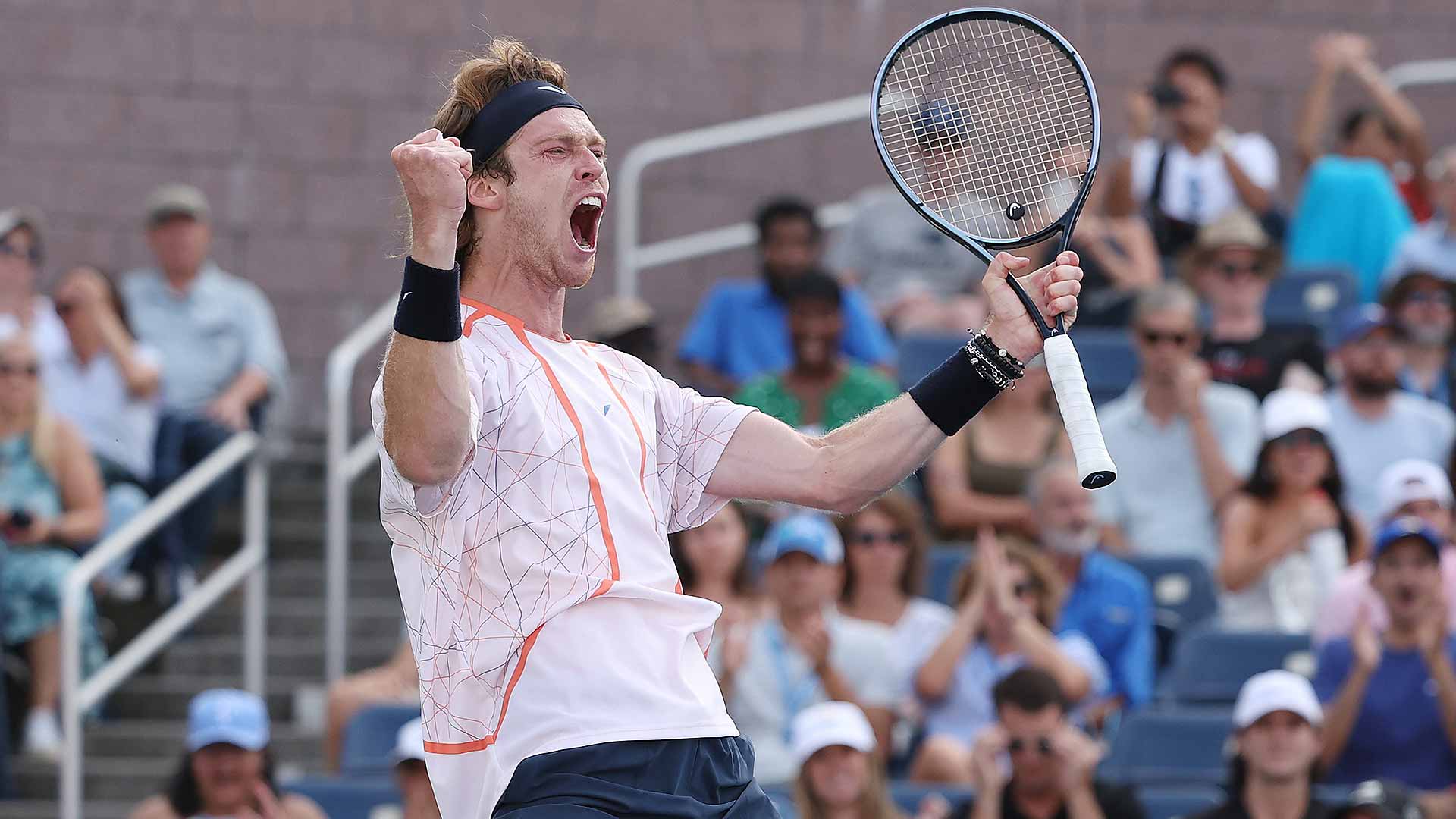 Một trận đấu không hề dễ dàng của Andrey Rublev (Ảnh: ATP)
