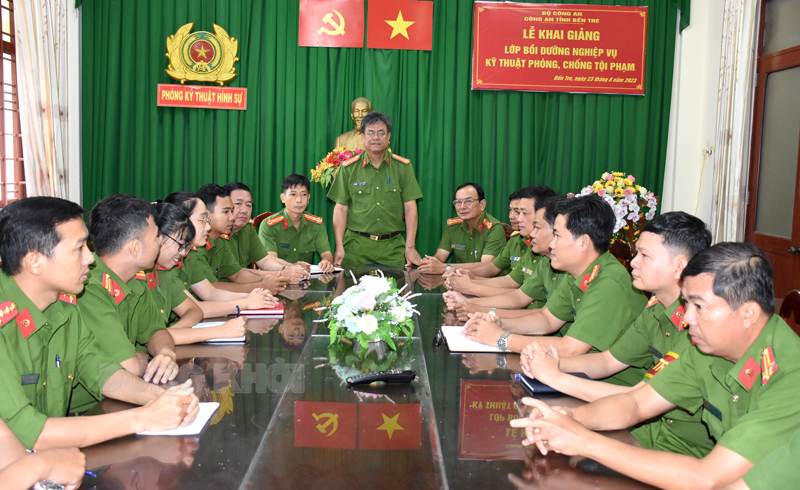 Phòng Kỹ thuật hình sự triển khai nhiệm vụ công tác.