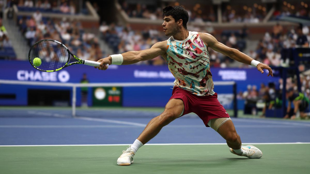 Alcaraz dễ dàng vào tứ kết US Open 2023 (Ảnh: Eurosport)