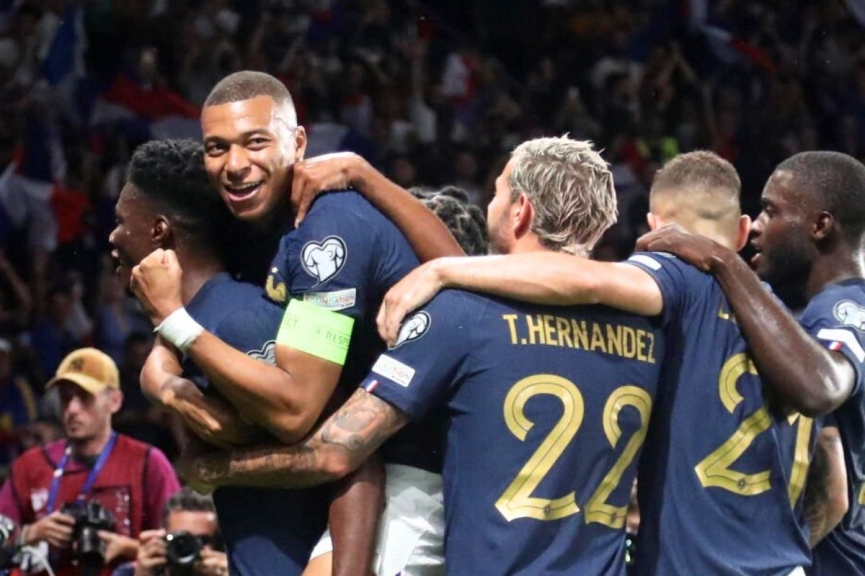Pháp thắng dễ CH Ireland ĐT Pháp có chiến thắng dễ dàng 2-0 trước CH Ireland. Ảnh: Getty