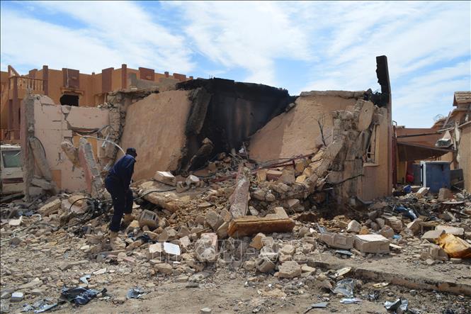 Nhà cửa bị phá hủy sau một vụ tấn công tại Gao, Mali. Ảnh tư liệu: AFP/TTXVN