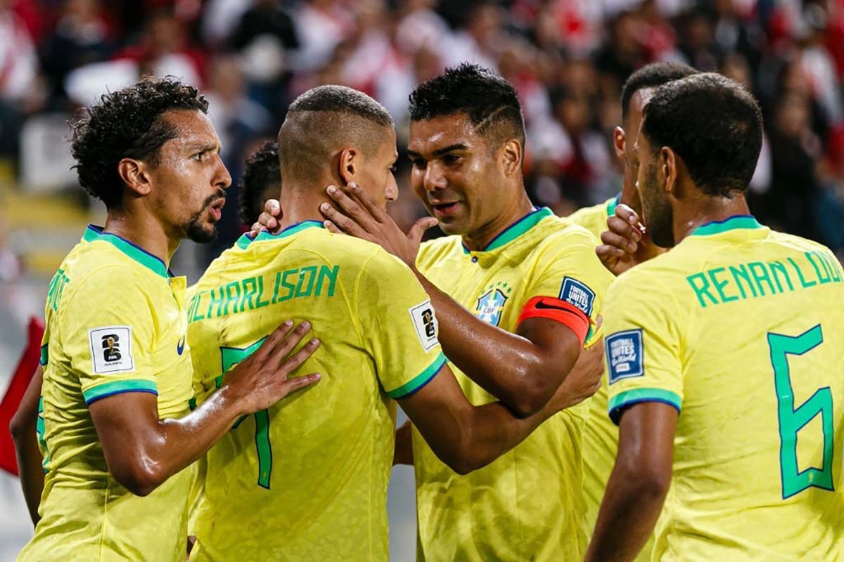 Neymar kiến tạo, Brazil vượt ải thành công Brazil đã bị từ chối 2 bàn thắng trong trận đấu với Peru (Nguồn: Getty)
