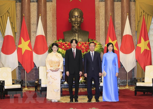 Hoàng Thái tử, Công nương Nhật Bản kết thúc các hoạt động tại Hà Nội Chủ tịch nước Võ Văn Thưởng và Phu nhân chụp ảnh chung với Hoàng Thái tử Nhật Bản Akishino và Công nương. (Ảnh: Thống Nhất/TTXVN)