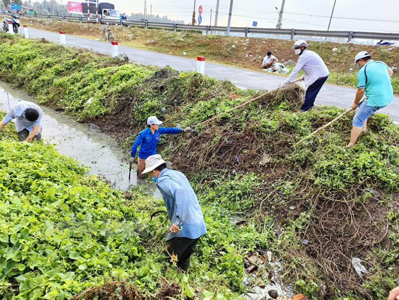 Tăng cường bảo vệ môi trường, an toàn thực phẩm và cấp nước sạch nông thôn Nhiều hoạt động bảo vệ môi trường được thực hiện trong “Ngày Chủ nhật nông thôn mới“ hàng tháng.