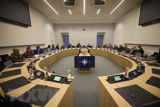 Toàn cảnh phiên họp Bộ trưởng Quốc phòng NATO về tăng cường phòng thủ tên lửa và phòng không của châu Âu, ở Brussels, Bỉ ngày 11-10-2023. Ảnh: AFP/TTXVN