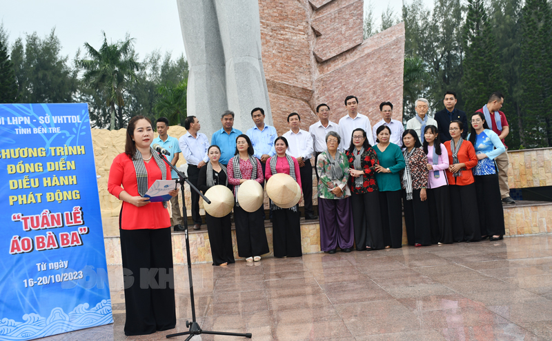 Phát động “Tuần lễ áo bà ba” năm 2023 Chủ tịch Hội LHPN tỉnh Nguyễn Thị KimThoa phát động