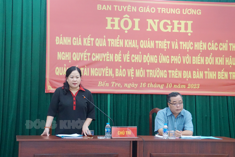 Phó Vụ trưởng Vụ Tuyên truyền, BTG Trung ương Nguyễn Thị Thu Hoài phát biểu tại buổi làm việc.