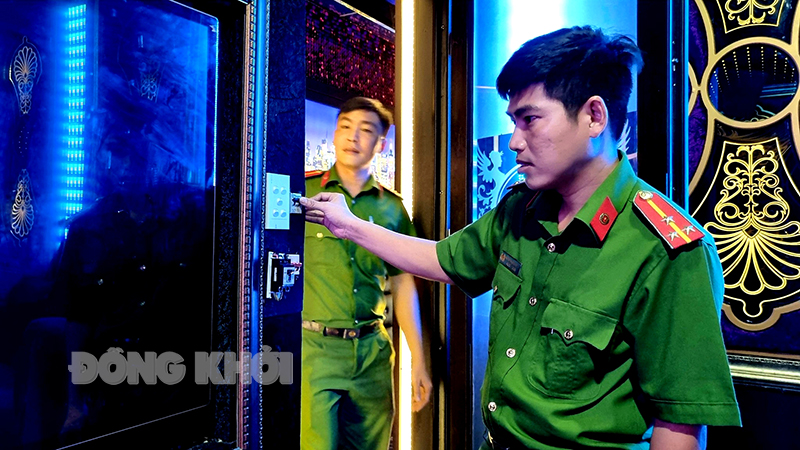 Tổng kiểm tra, rà soát về bảo đảm an toàn phòng cháy, chữa cháy trên địa bàn tỉnh trong tuần cuối tháng 10-2023 Kiểm tra an toàn phòng cháy chữa cháy cơ sở kinh doanh trên địa bàn TP. Bến Tre tháng 3-2023.