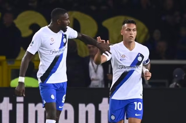 Đại thắng tại Turin, Inter đòi lại ngôi đầu bảng Thuram và Martinez cùng lập công cho Inter
