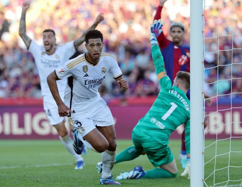 Bellingham tỏa sáng rực rỡ giúp Real lội ngược dòng trước Barca. Ảnh: GETTY