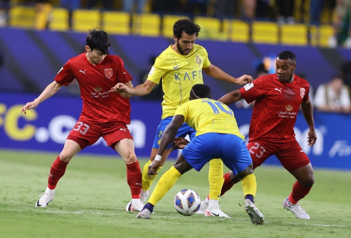 Al Nassr thắng nhọc ngày vắng Ronaldo