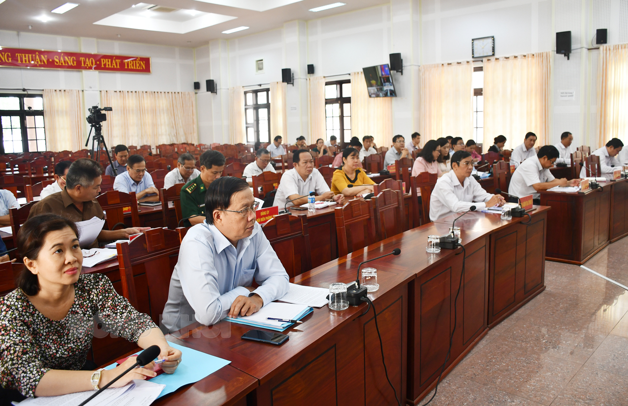 Đại biểu tham dự tại điểm cầu tỉnh.