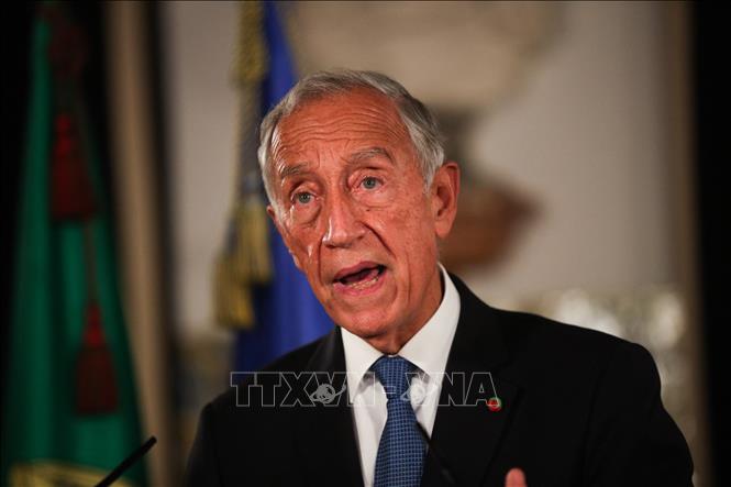 Tổng thống Bồ Đào Nha Marcelo Rebelo de Sousa thông báo trên truyền hình quyết định giải tán Quốc hội và tiến hành tổng tuyển cử, tại Lisbon, ngày 4-11-2021. Ảnh minh họa: AFP/TTXVN
