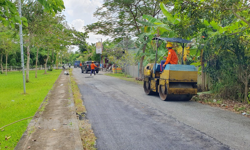 Xã Mỹ Thạnh An tích cực xây dựng giao thông nông thôn Sửa chữa mặt lộ và nâng cấp hệ thống đèn và camera an ninh tuyến đường Lạc Long Quân, An Dương Vương, xã Mỹ Thạnh An, TP. Bến Tre.