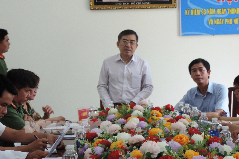 Trưởng ban Dân vận Tỉnh ủy - Phó trưởng Ban Thường trực Ban Chỉ đạo 441 tỉnh Bùi Văn Bia phát biểu tại buổi khảo sát.